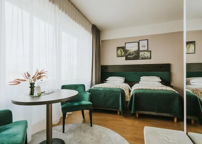 Green Hotel